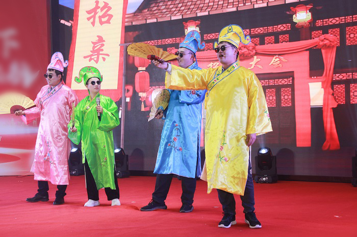 L:\企劃內(nèi)容整理\曠遠(yuǎn)歷年照片（附稿件）對內(nèi)照片（活動、培訓(xùn)、事件）\2024年‚4.01（年會）\新聞稿新聞小p圖.jpg